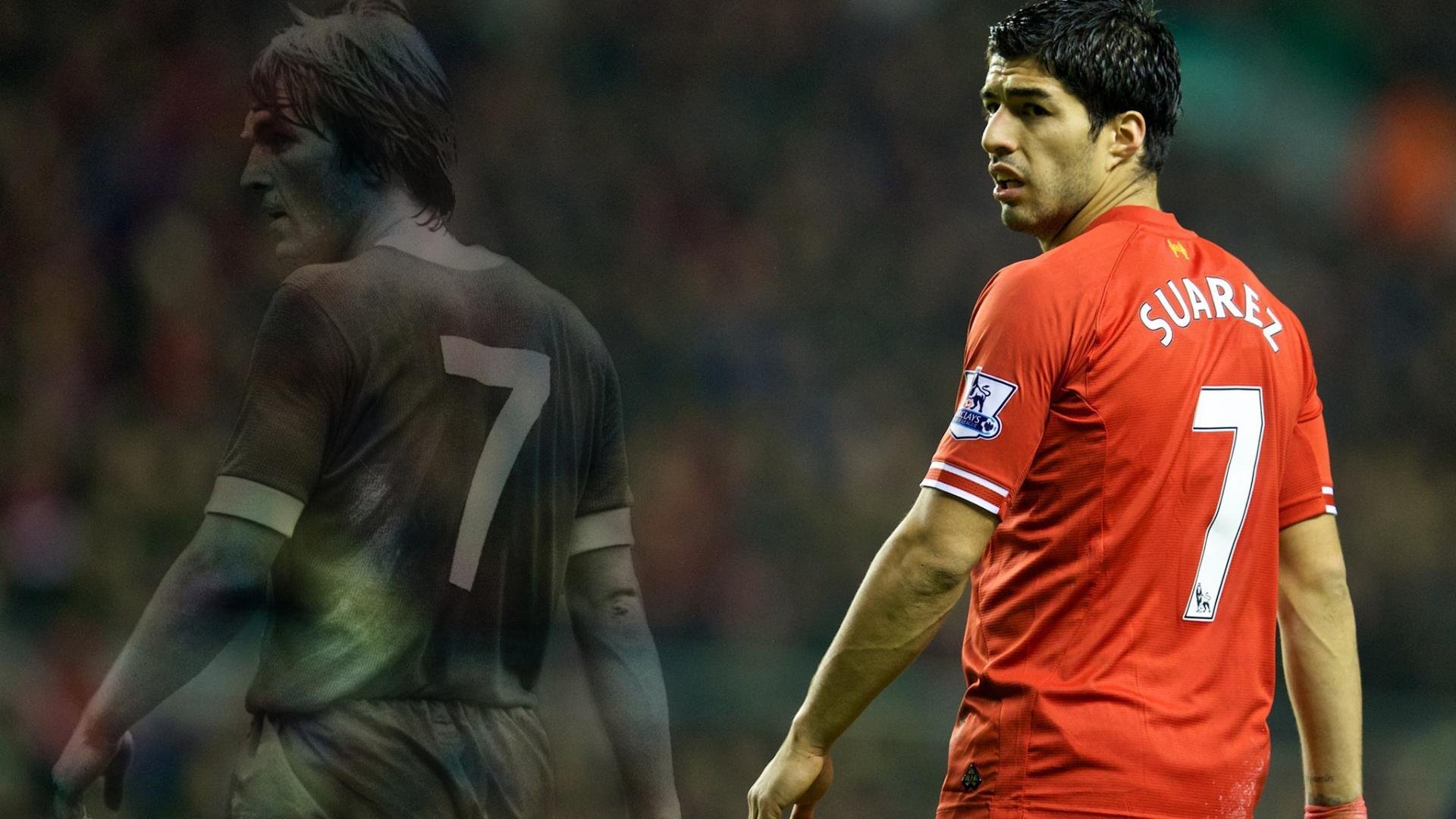 全黑队的每次进攻和防守都极具威胁,是橄榄球锦标赛中的顶尖球队